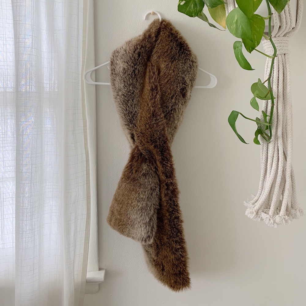 Vintage faux fur scarf